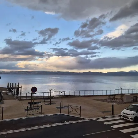 Les Rives Du Leman * Publier